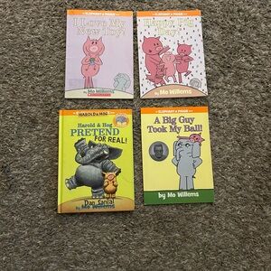 Elephant and Piggie Book Set
